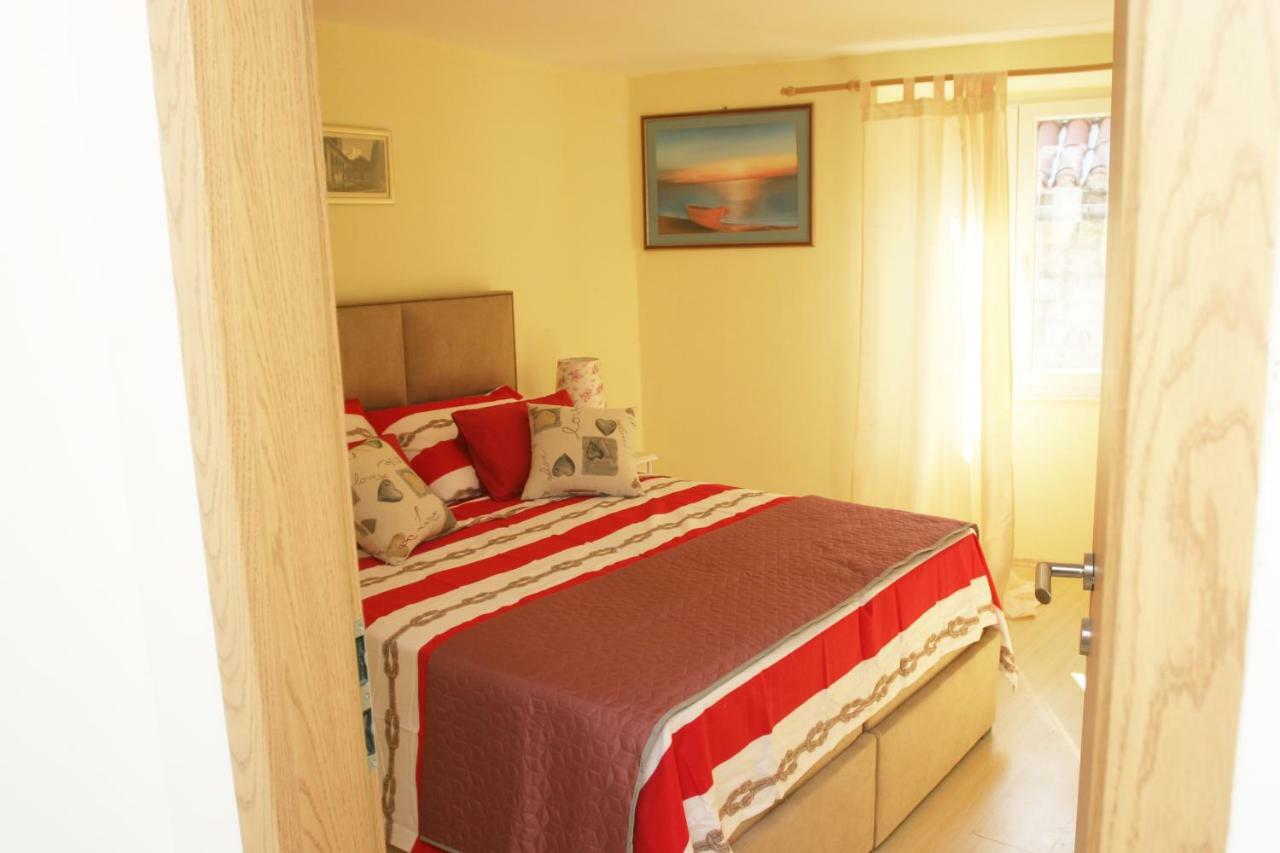 Apartament Sara Cosmo Split Zewnętrze zdjęcie