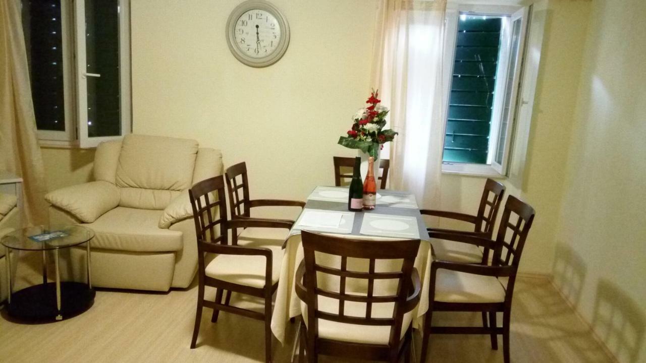 Apartament Sara Cosmo Split Zewnętrze zdjęcie